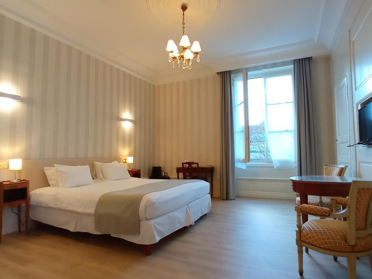 Hotel Grand Monarque Azay-le-Rideau Ngoại thất bức ảnh