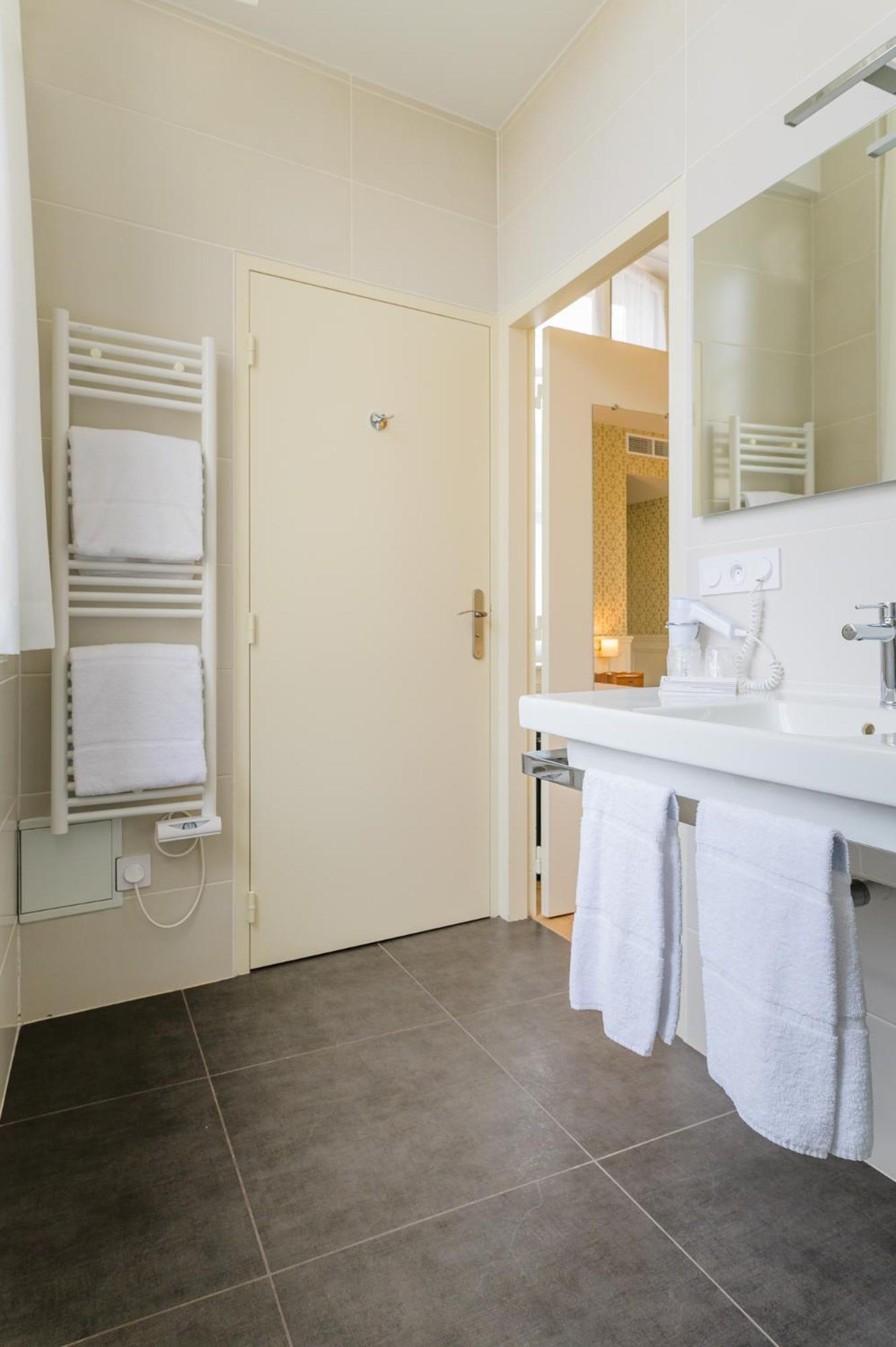 Hotel Grand Monarque Azay-le-Rideau Ngoại thất bức ảnh