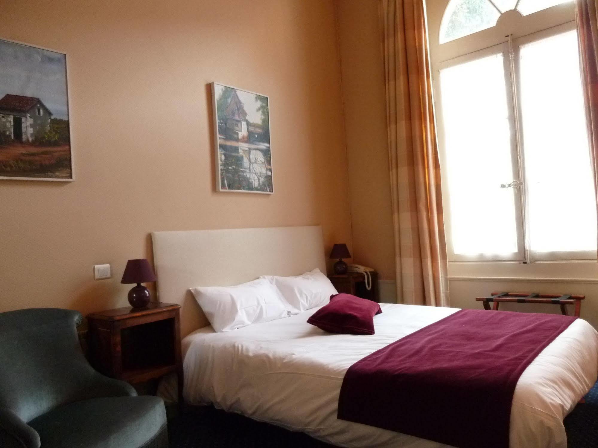 Hotel Grand Monarque Azay-le-Rideau Ngoại thất bức ảnh